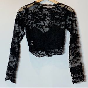 EUC Black Lace Long Sleeve Cropped Zip‎ Side Blouse